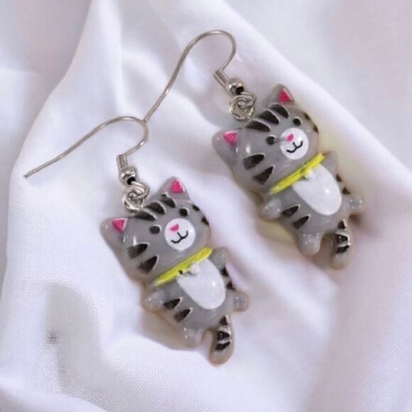 Kitty Dangling Cartoon Cat Design Acrylic Stainless Steel Hooks - Picture 5 of 5